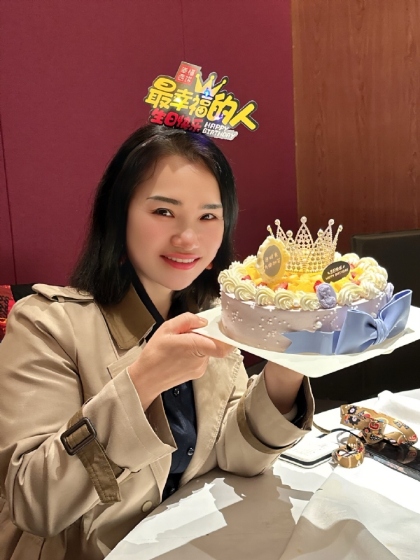 Apple的第一张照片--大庆相亲服务中心