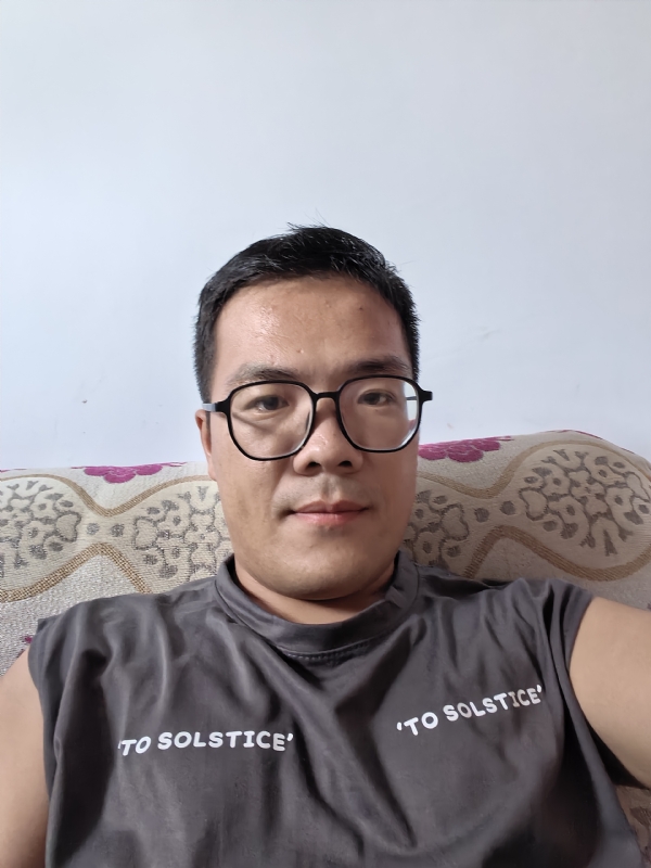 卫TF的第二张照片--大庆相亲服务中心